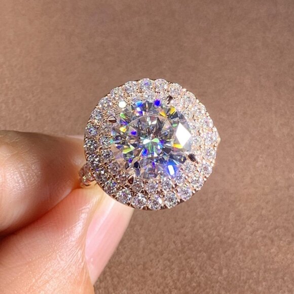 🎀 Super Large Round Shiny CZ Hollow Luxury Rose Gold Plated Ring,, UNVN1… - Picture 2 of 7